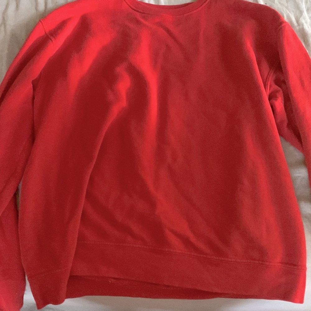 Red crew neck sweatshirt